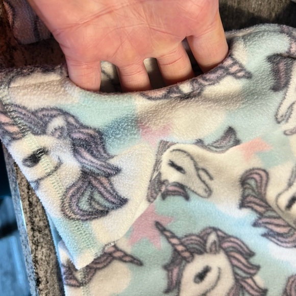 Three Children’s Place quarter zip fleece pullovers sz 5/6 - Picture 9 of 9